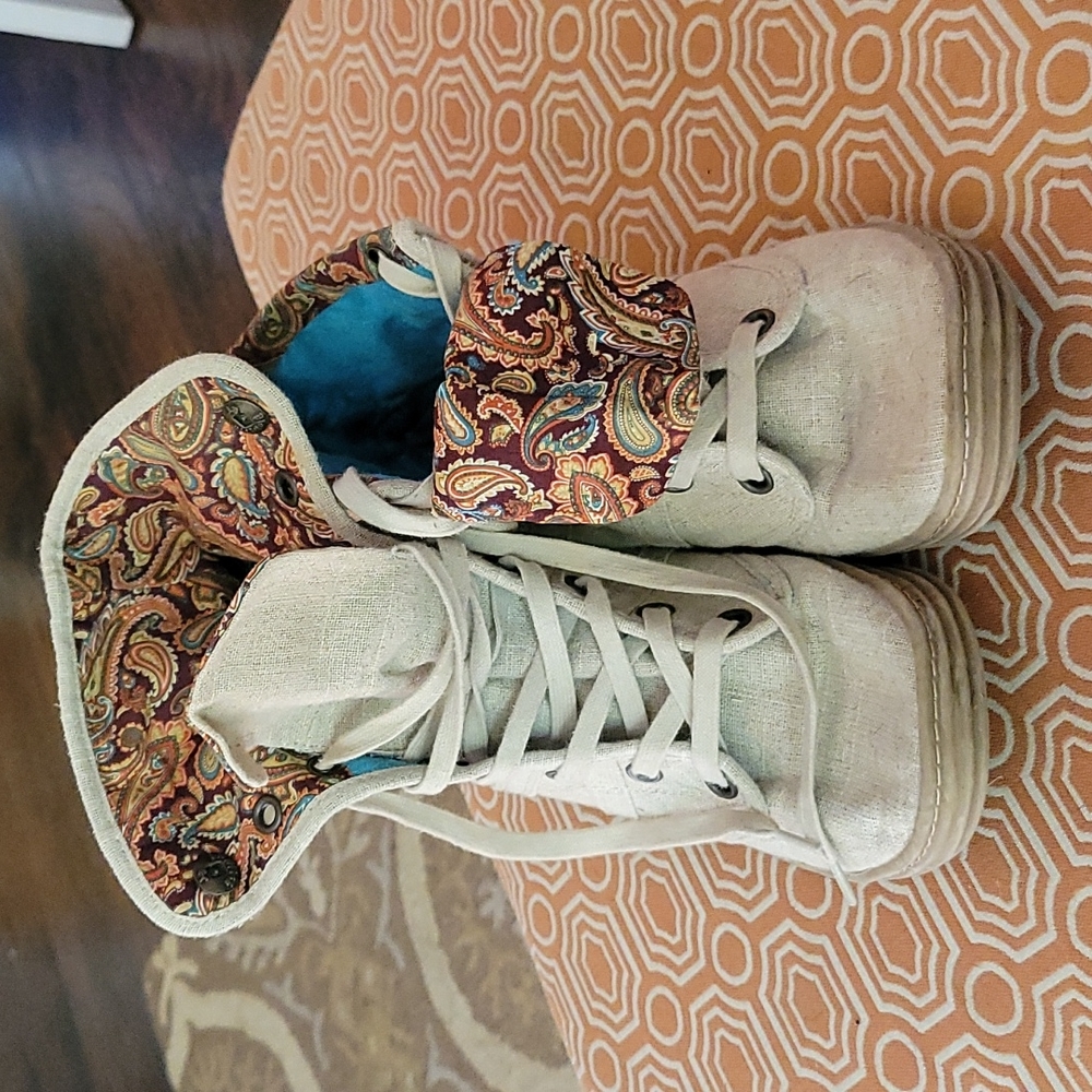 Blowfish ankle lace up shoes